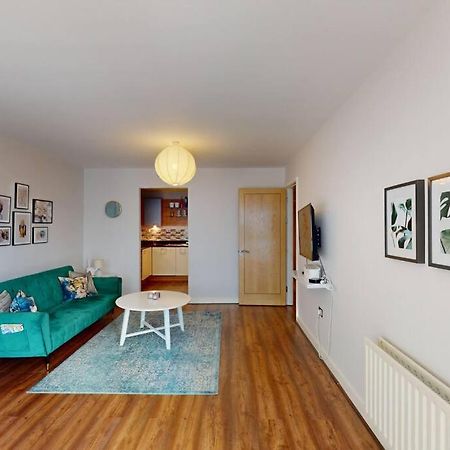 Centrally Located, Comfy 2-Bed 2-Bath Apt Dublín Exterior foto